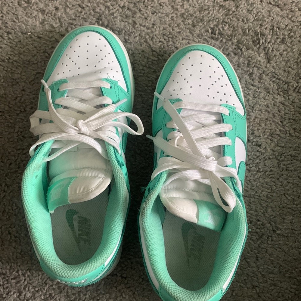 green glow dunk lows
